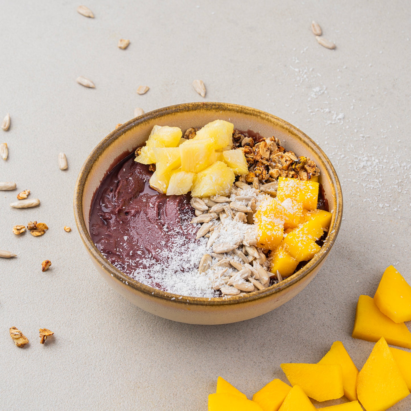 GOLDEN GLOW AÇAÍ BOWL- Kcal 480