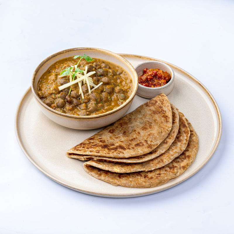 Chole Paratha (V)
